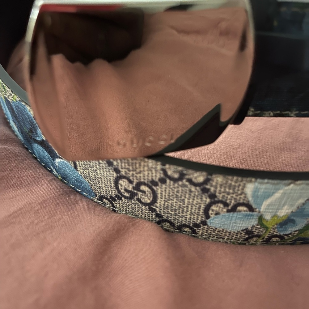 Gucci floral belt
